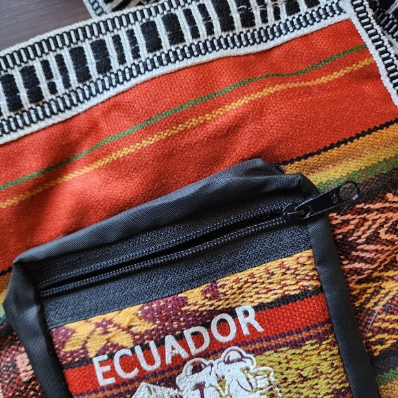 Ecuador Imported Crossbody - Picture 5 of 8